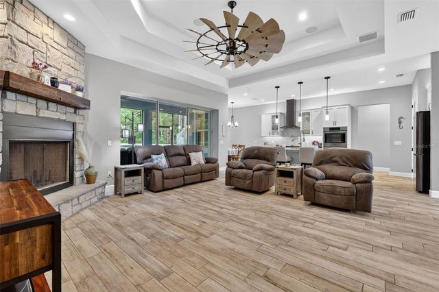 2075 COUNTY ROAD 243F, Wildwood, FL 34785