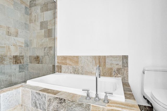 2641 N Flamingo Road 2105n, Sunrise, FL 33323