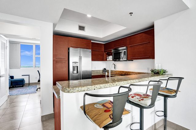 2641 N Flamingo Road 2105n, Sunrise, FL 33323