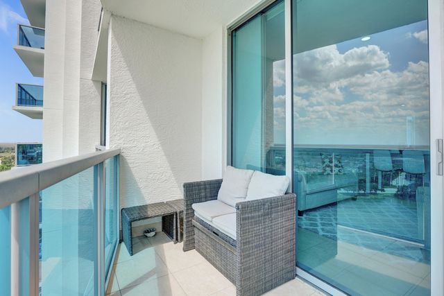 2641 N Flamingo Road 2105n, Sunrise, FL 33323