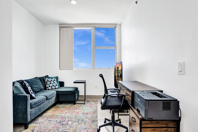 2641 N Flamingo Road 2105n, Sunrise, FL 33323