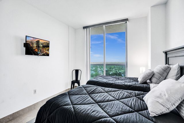 2641 N Flamingo Road 2105n, Sunrise, FL 33323