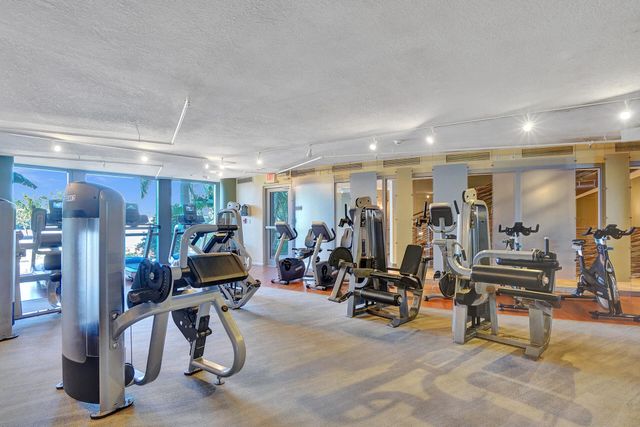 2641 N Flamingo Road 2105n, Sunrise, FL 33323