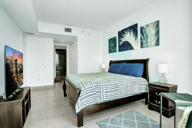 2641 N Flamingo Road 2105n, Sunrise, FL 33323