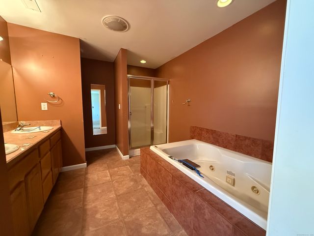 123 Hidden Valley Drive, Meriden, CT 06451
