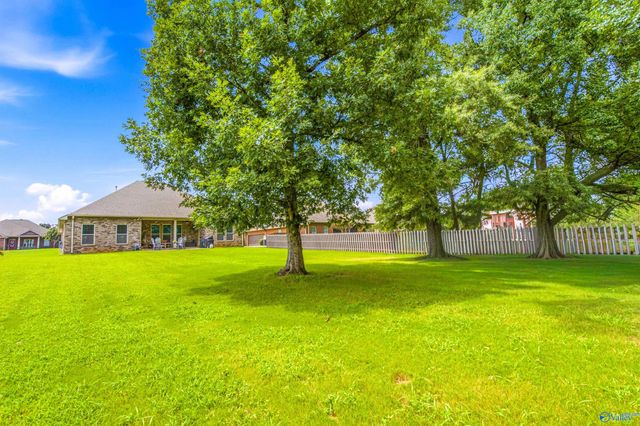 18394 Red Tail Street, Athens, AL 35613