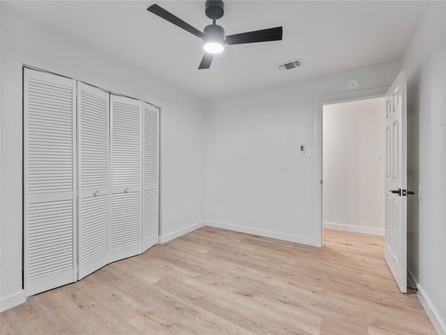 610 Betsy Ross Drive, Arlington, TX 76002