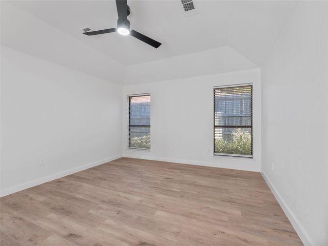 610 Betsy Ross Drive, Arlington, TX 76002