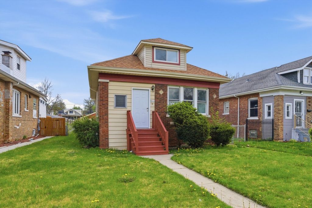 8533 S Rhodes Avenue, Chicago, IL 60619