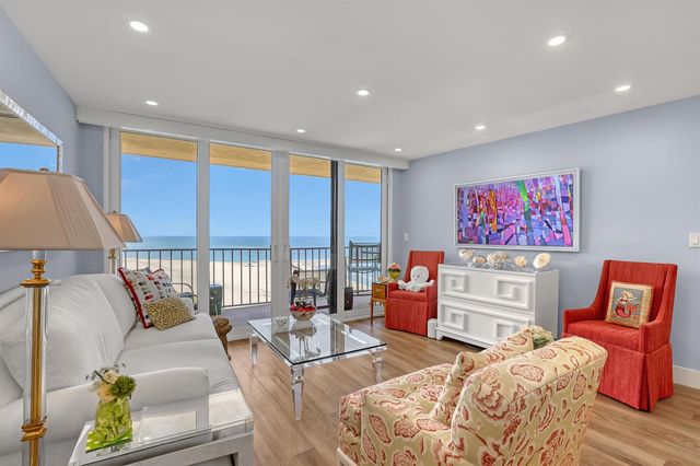 100 Ocean Trail Way 1002, Jupiter, FL 33477