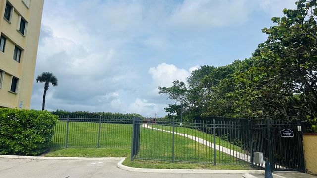 100 Ocean Trail Way 1002, Jupiter, FL 33477