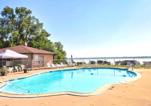 53 Mariner Lane 53, Fox Lake, IL 60020