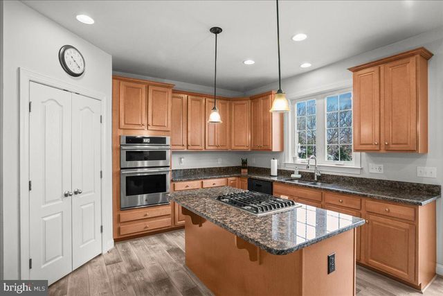 9141 AUTUMN GLORY LN, Bristow, VA 20136