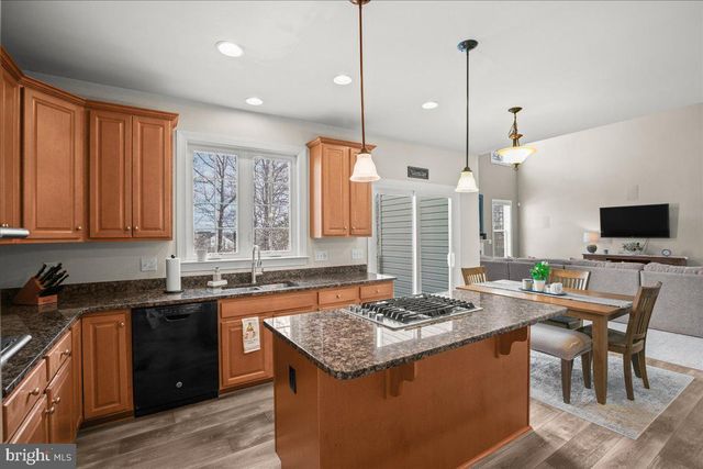 9141 AUTUMN GLORY LN, Bristow, VA 20136