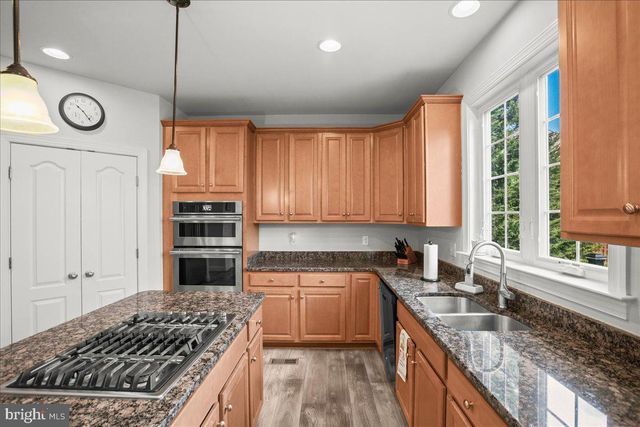 9141 AUTUMN GLORY LN, Bristow, VA 20136