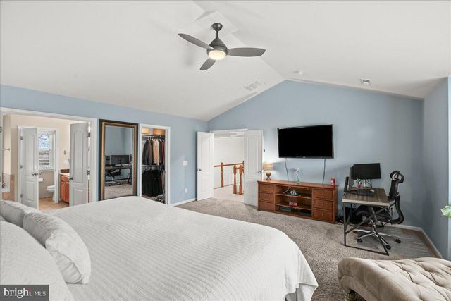 9141 AUTUMN GLORY LN, Bristow, VA 20136