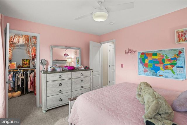 9141 AUTUMN GLORY LN, Bristow, VA 20136