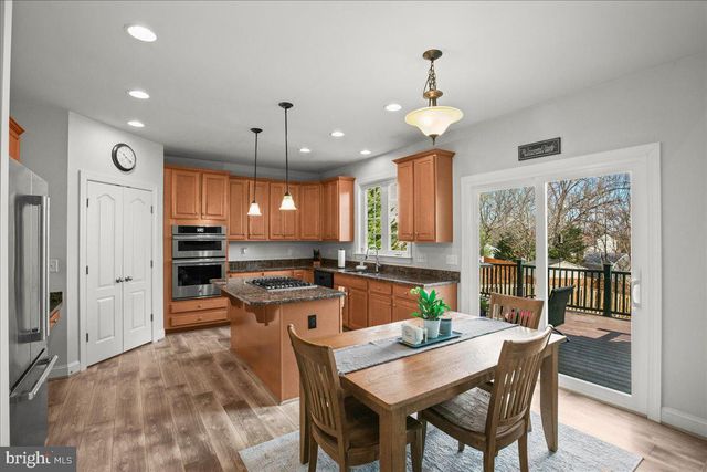 9141 AUTUMN GLORY LN, Bristow, VA 20136