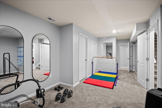 9141 AUTUMN GLORY LN, Bristow, VA 20136