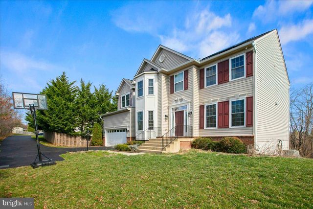 9141 AUTUMN GLORY LN, Bristow, VA 20136