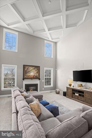 9141 AUTUMN GLORY LN, Bristow, VA 20136