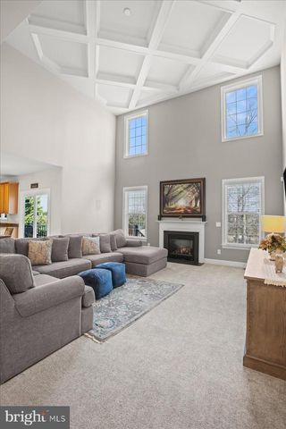 9141 AUTUMN GLORY LN, Bristow, VA 20136