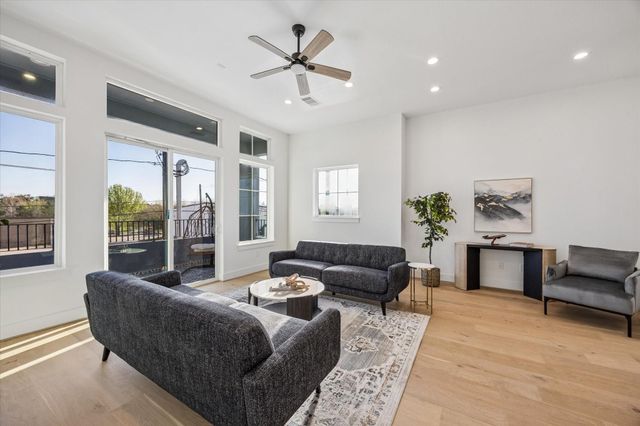 5240 Cornish Street A, Houston, TX 77007