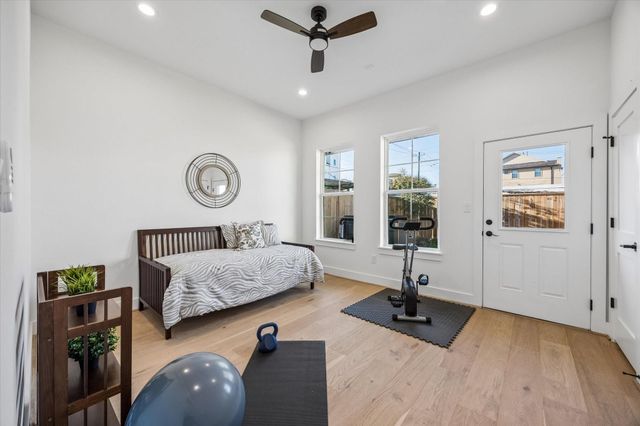 5240 Cornish Street A, Houston, TX 77007