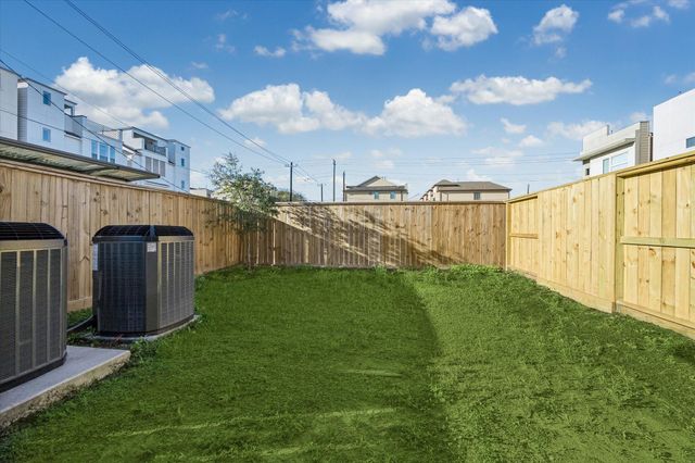 5240 Cornish Street A, Houston, TX 77007