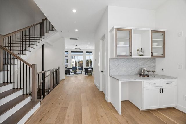 5240 Cornish Street A, Houston, TX 77007