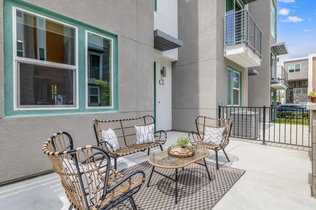 286 AGUSTIN NARVAEZ Street UNIT 3, San Jose, CA 95136