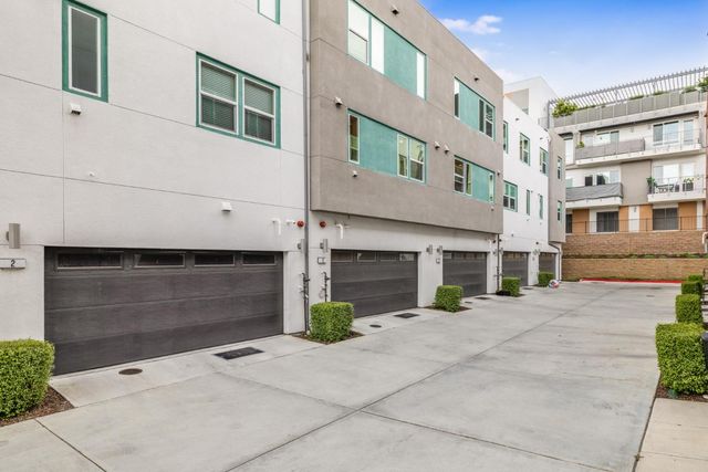 286 AGUSTIN NARVAEZ Street UNIT 3, San Jose, CA 95136