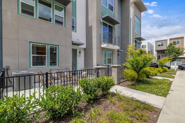 286 AGUSTIN NARVAEZ Street UNIT 3, San Jose, CA 95136