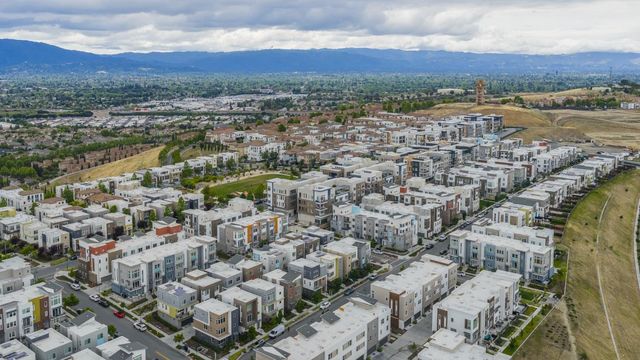 286 AGUSTIN NARVAEZ Street UNIT 3, San Jose, CA 95136