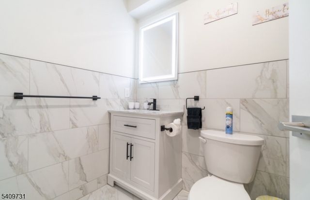 319 Renner Ave, Newark City, NJ 07112