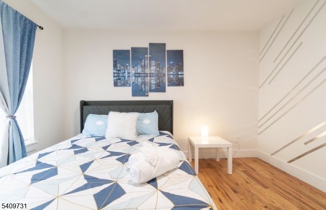 319 Renner Ave, Newark City, NJ 07112