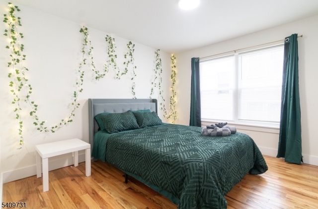 319 Renner Ave, Newark City, NJ 07112