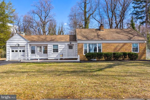9 WOODLAND RD, Bordentown, NJ 08505