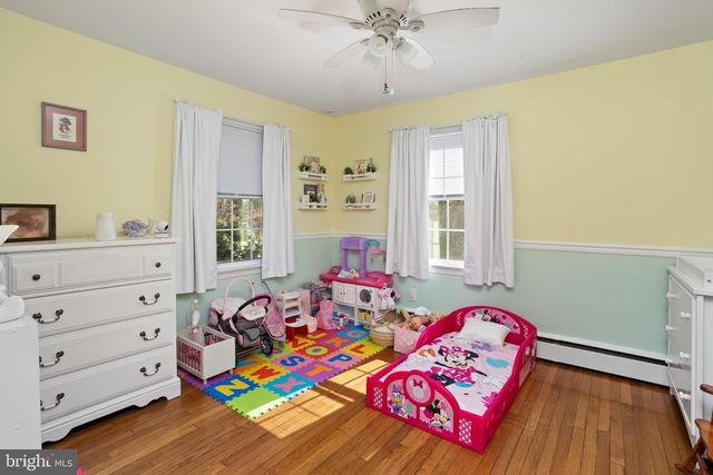 9 WOODLAND RD, Bordentown, NJ 08505