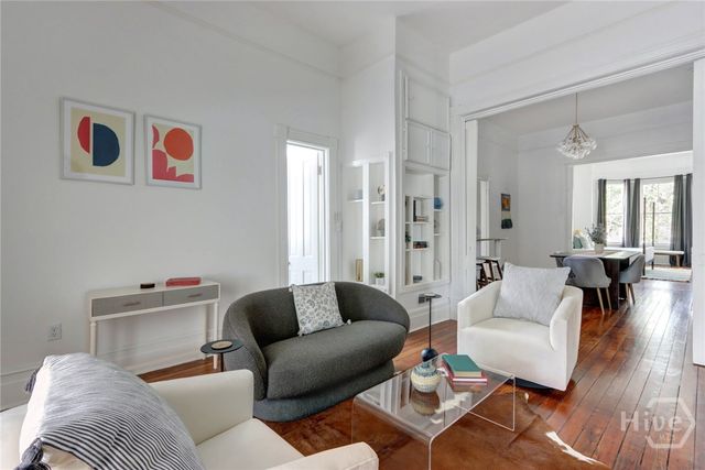 315 W Hall Street, Savannah, GA 31401