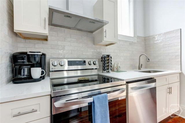 315 W Hall Street, Savannah, GA 31401