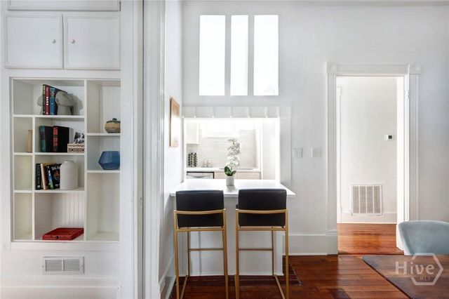 315 W Hall Street, Savannah, GA 31401