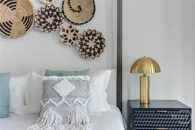 315 W Hall Street, Savannah, GA 31401