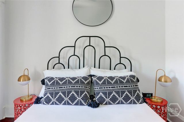 315 W Hall Street, Savannah, GA 31401