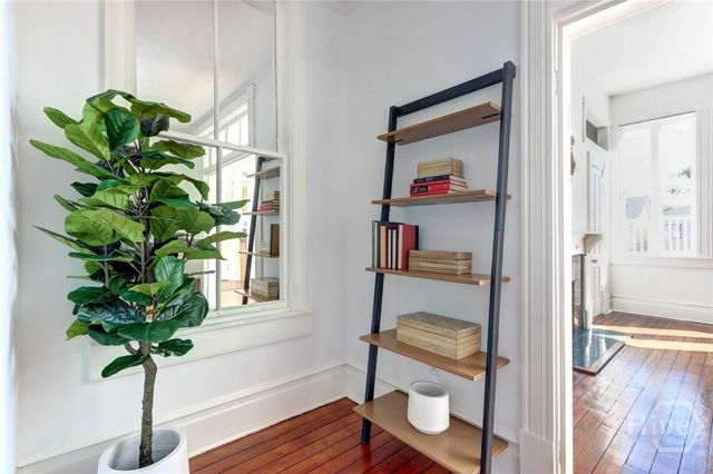 315 W Hall Street, Savannah, GA 31401