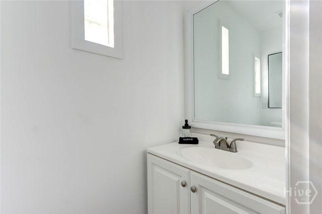 315 W Hall Street, Savannah, GA 31401