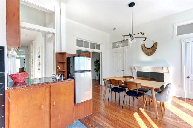 315 W Hall Street, Savannah, GA 31401