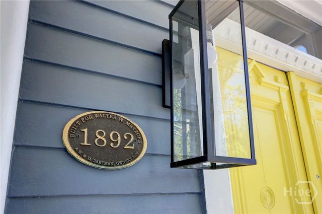 315 W Hall Street, Savannah, GA 31401