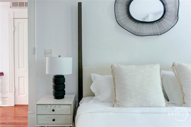 315 W Hall Street, Savannah, GA 31401