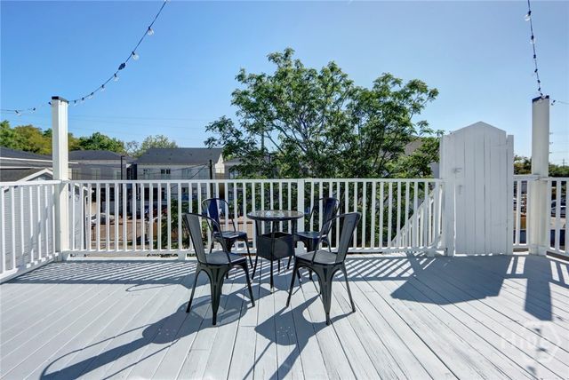 315 W Hall Street, Savannah, GA 31401